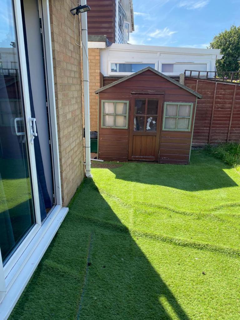 Double En-Suite Rooms Nevendon 외부 사진